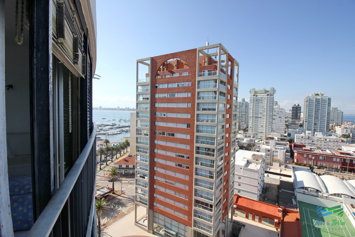 Apartamento ID.2492 - Apartamento 1 dormitorio en Venta, Vista al Mar, Peninsula, Punta del Este