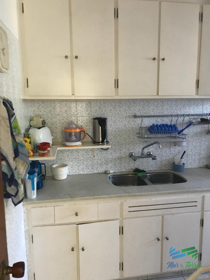 Apartamento ID.2879 - En venta y alquiler Apto a 100 ms del mar, playa mansa.
