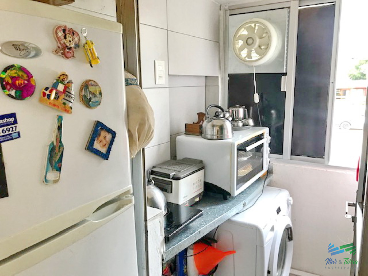 Apartamento ID.2276 - En alquiler apto con excelente ubicación.. a pocos metros del mar y de todos los servicios.