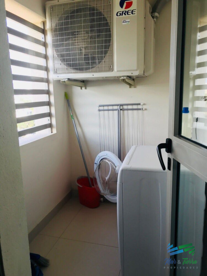 Apartamento ID.2486 - Apartamento de 3 dormitorios en Venta. Ave. Roosevelt, Punta Del Este