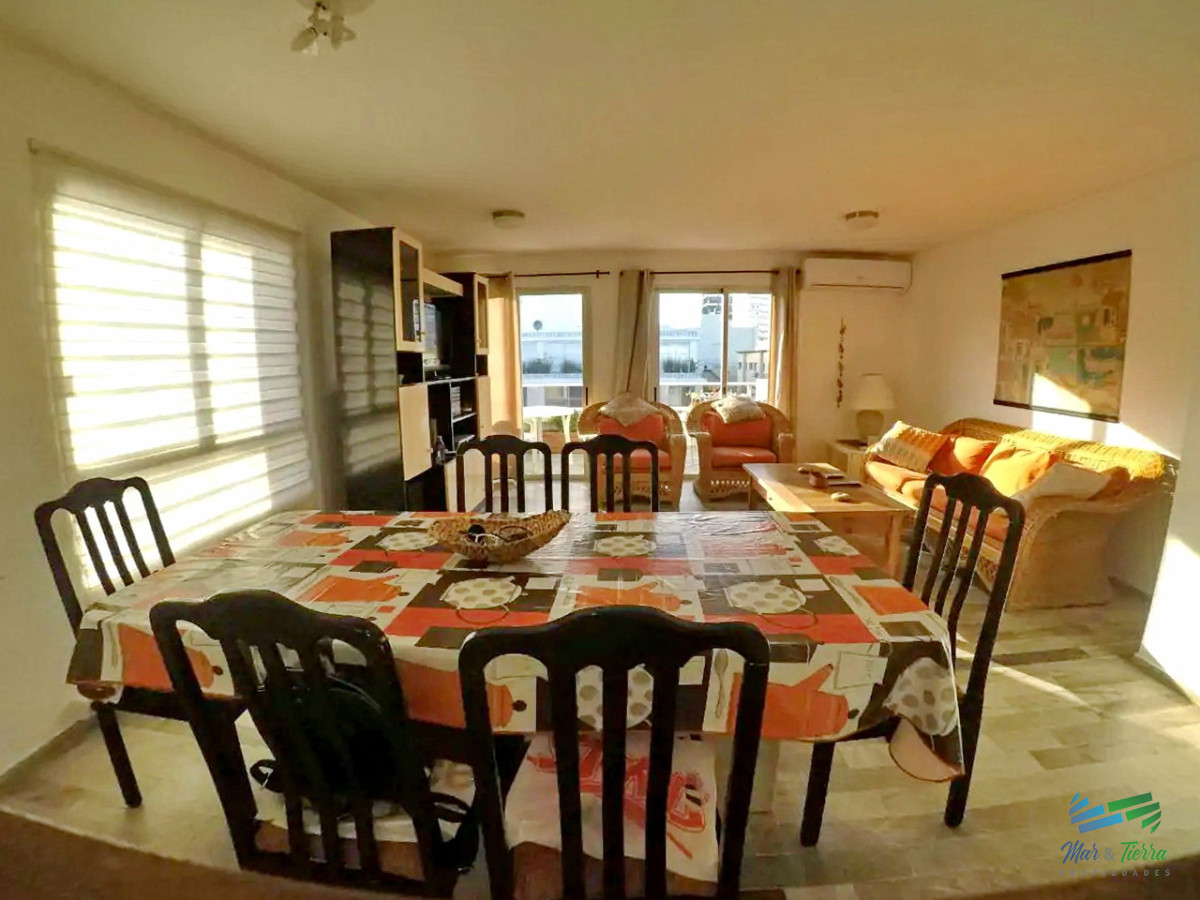 Apartamento ID.2742 - Vendo apartamento 3 dormitorios reciclado en Península, Punta del Este