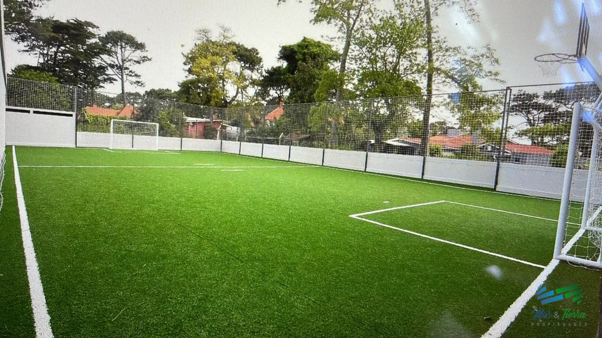 Apartamento ID.5665 - Venta de apartamento un dormitorio sobre Roosevelt con servicios