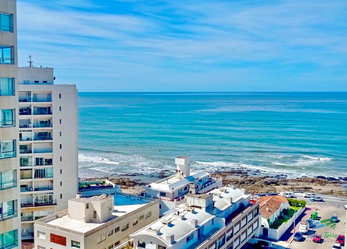 Apartamento ID.4619 - Venta de apartamento 2 dormitorios 2 baños en Peninsula de Punta del Este con impresionante vista
