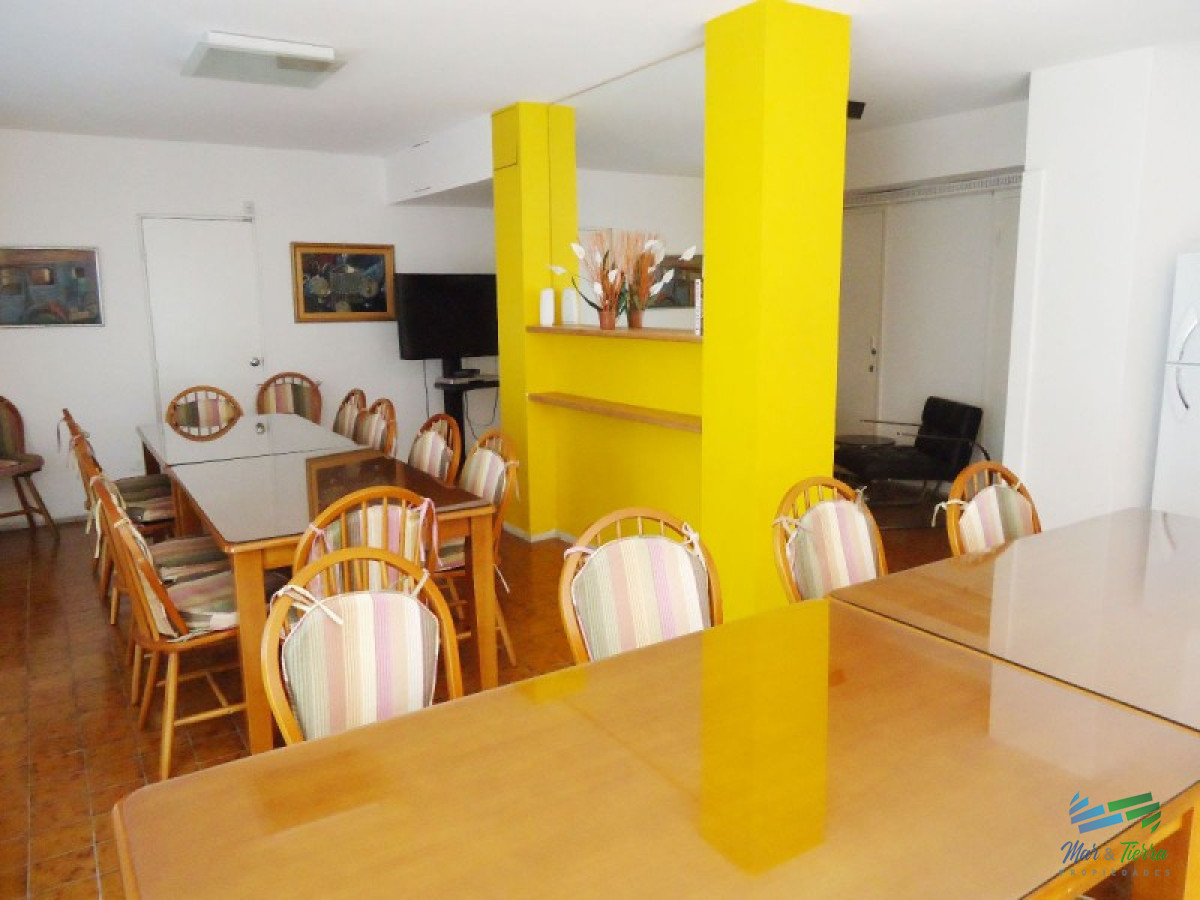 Apartamento ID.1513 - Dpto.reciclado, amplio y luminoso, con vistas de casi 360º.