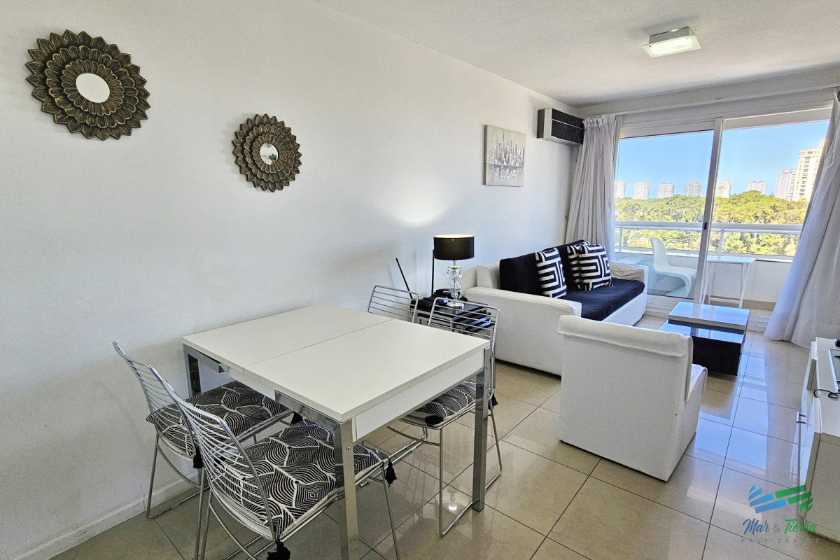 Apartamento ID.4590 - Alquiler invernal apartamento 1 dormitorio con servicios en Roosevelt, Punta del Este