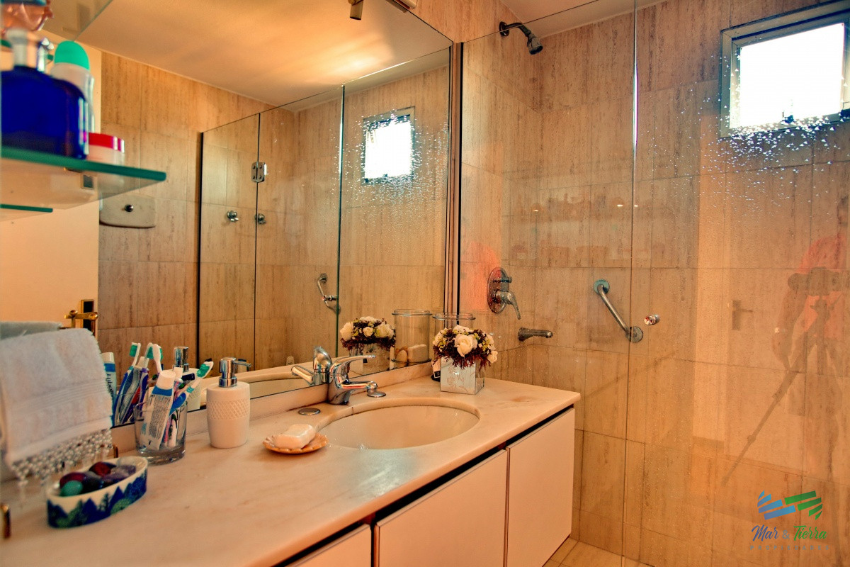 Apartamento ID.2532 - Alquilo apartamento de 3 dormitorios por verano, Roosevelt, Punta del Este.