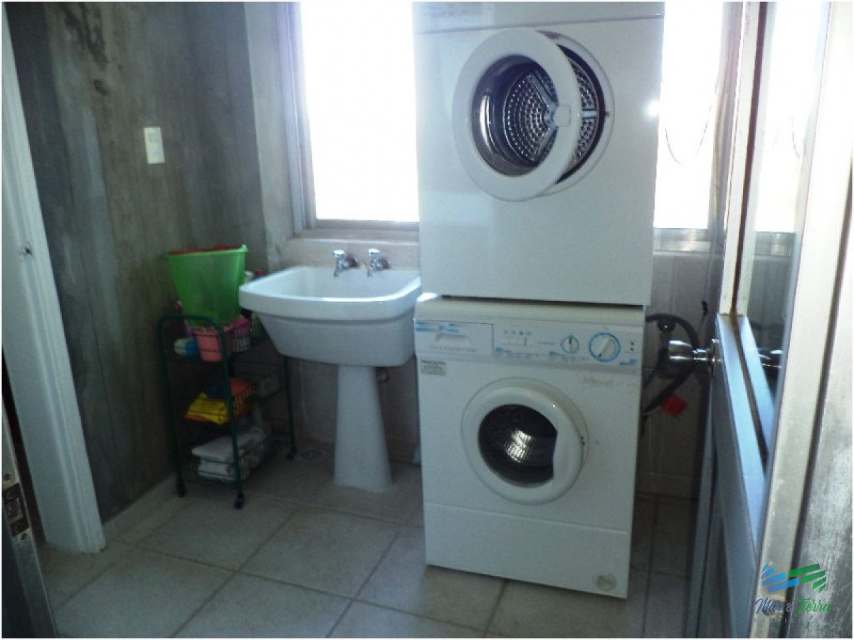 Apartamento ID.1513 - Dpto.reciclado, amplio y luminoso, con vistas de casi 360º.