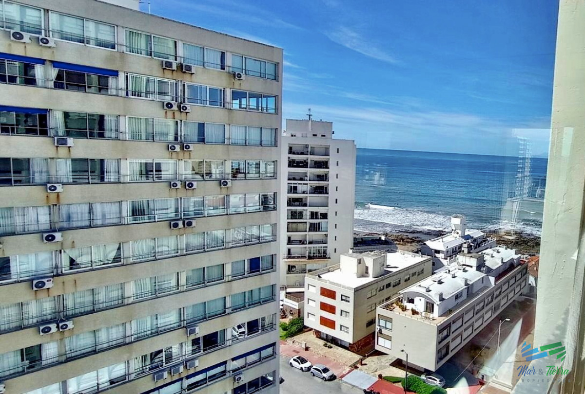 Apartamento ID.4619 - Venta de apartamento 2 dormitorios 2 baños en Peninsula de Punta del Este con impresionante vista