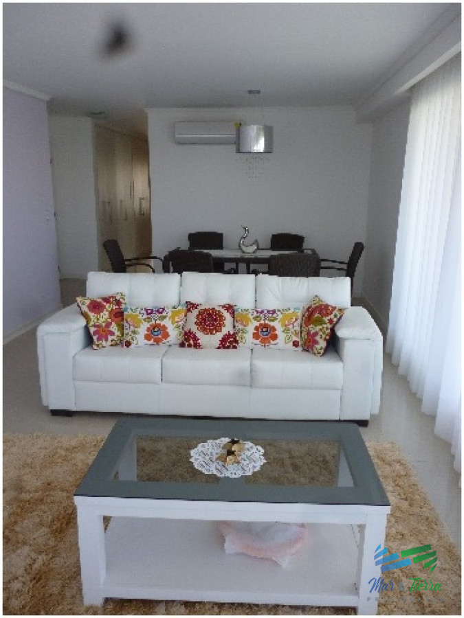 Apartamento ID.633 - Apartamento de 3 dormitorios, cerca de Enjoy, Punta del Este