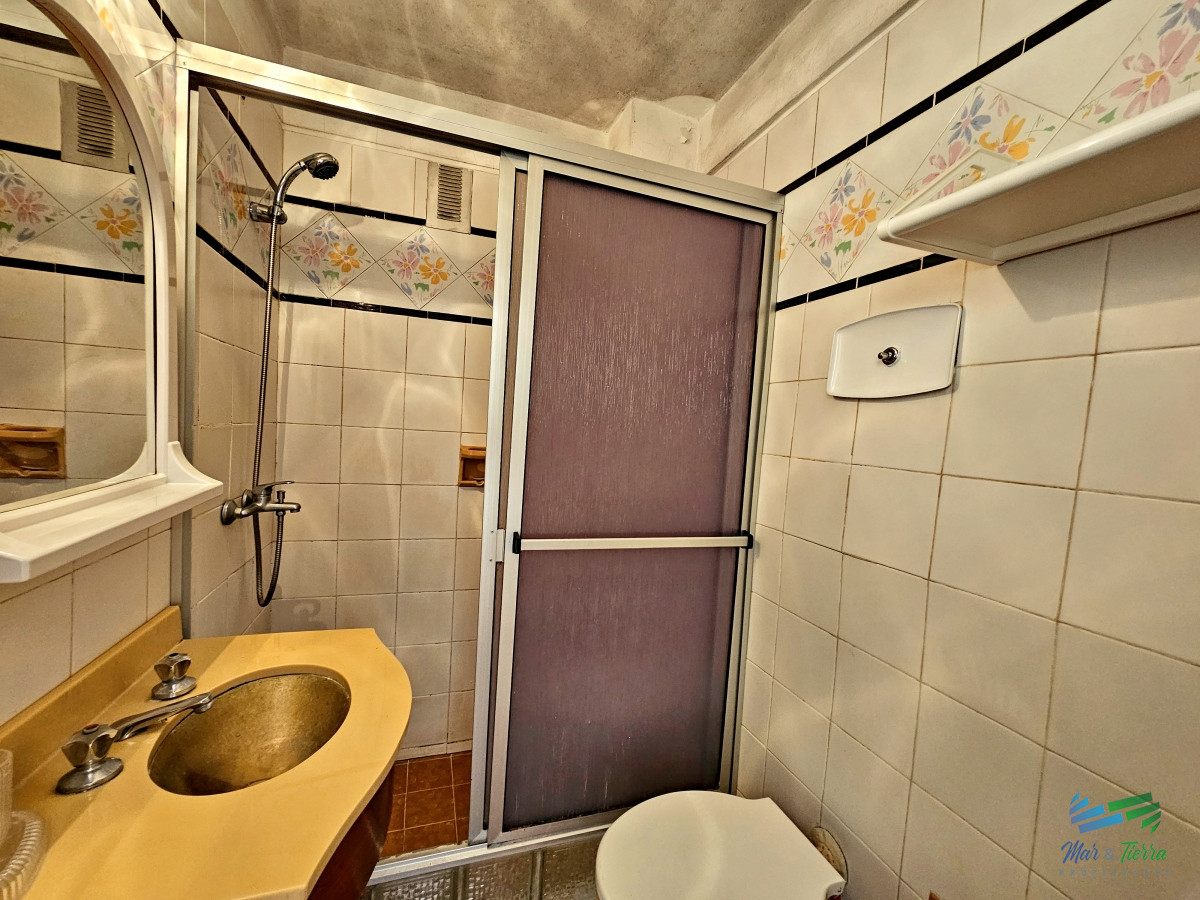 Apartamento ID.4488 - En venta apartamento 1 dormitorio con garaje en Peninsula, Punta del Este