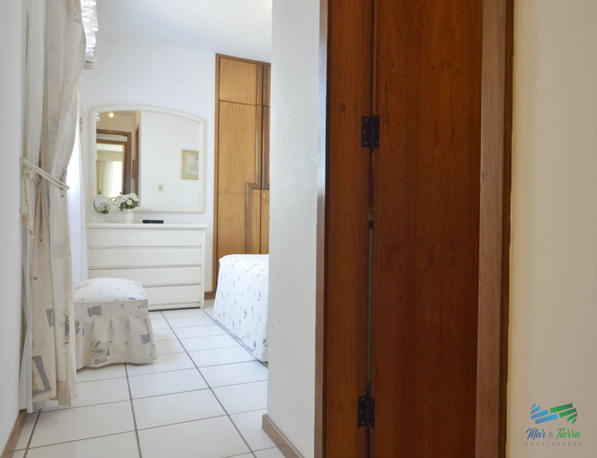 Apartamento ID.2675 - En venta.. muy buena oportunidad a pasitos del mar.