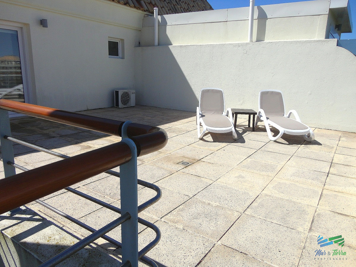Apartamento ID.3947 - Venta de apartamento dúplex en complejo Veramansa sobre playa Mansa de punta del Este