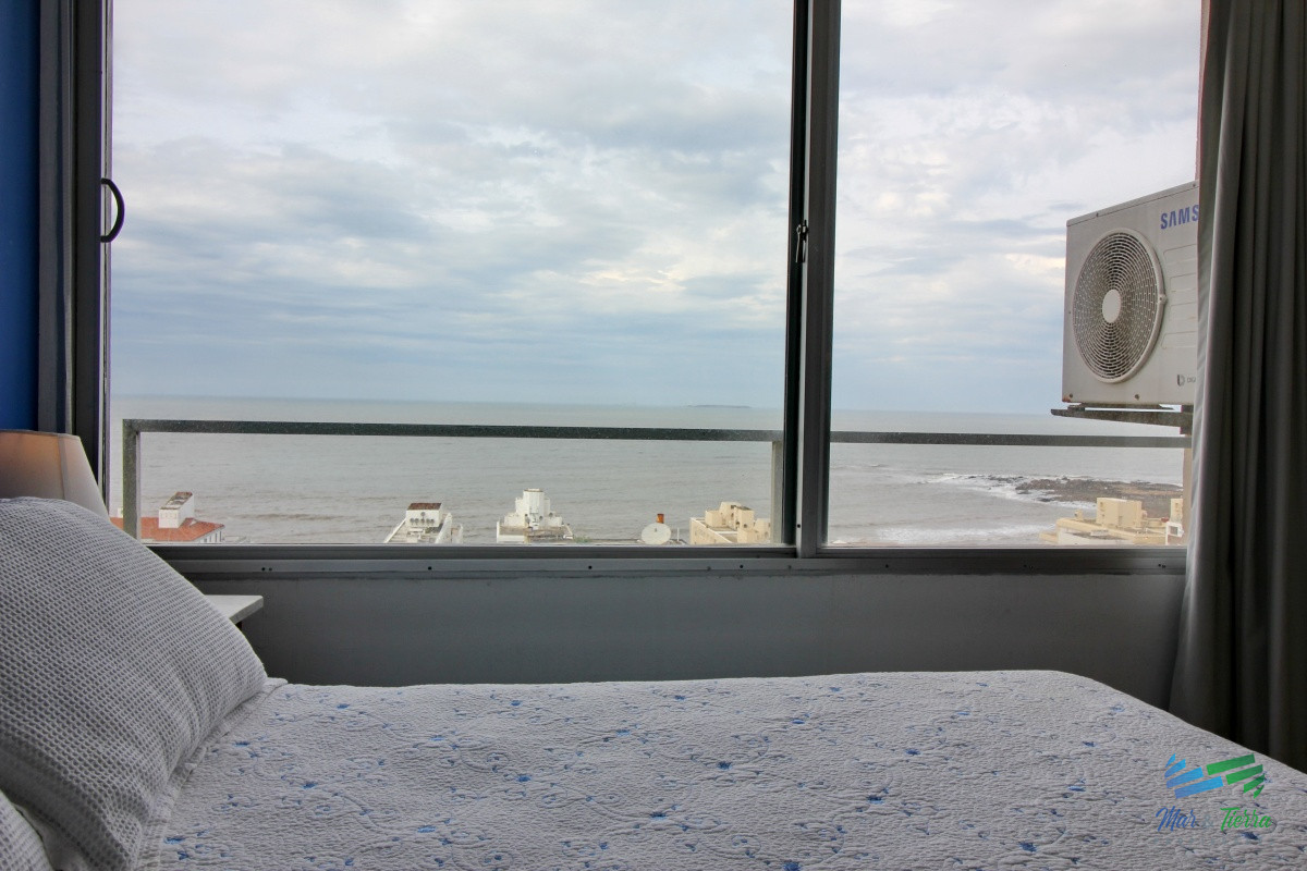 Apartamento ID.2860 - Vendo apartamento 1 dormitorio y medio en Peninsula, Punta del Este.