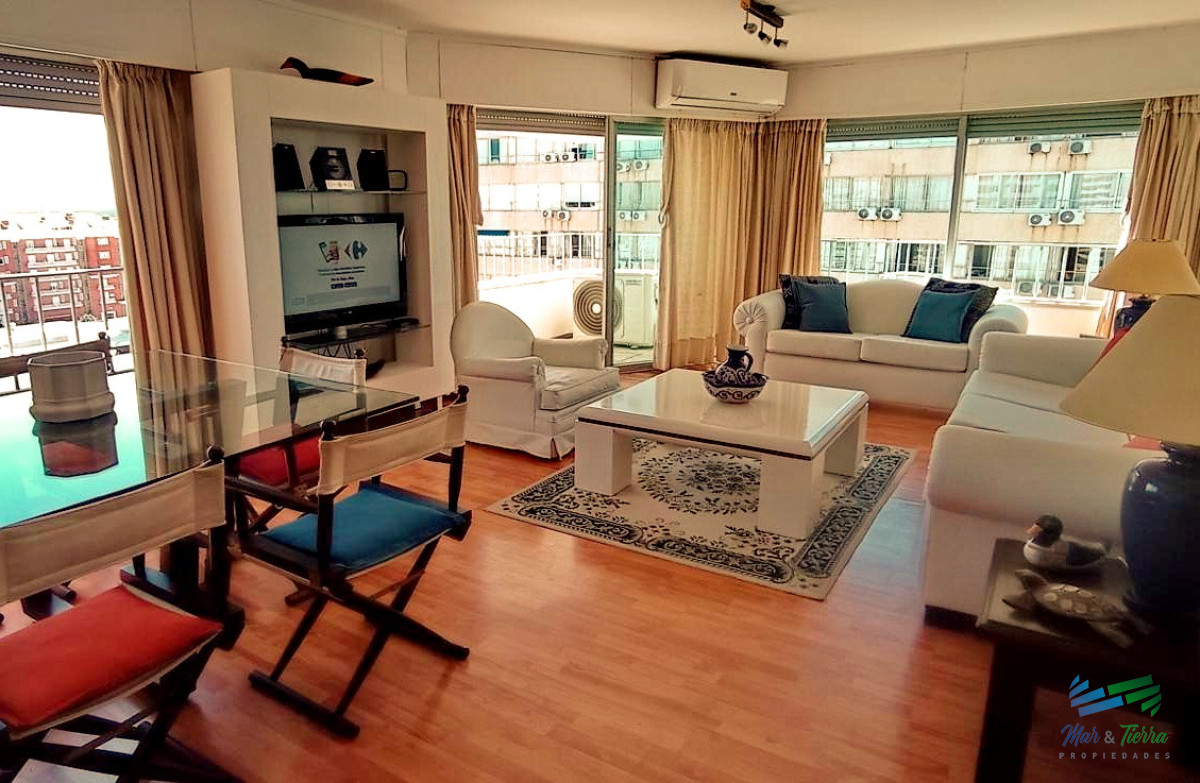 Apartamento ID.4619 - Venta de apartamento 2 dormitorios 2 baños en Peninsula de Punta del Este con impresionante vista