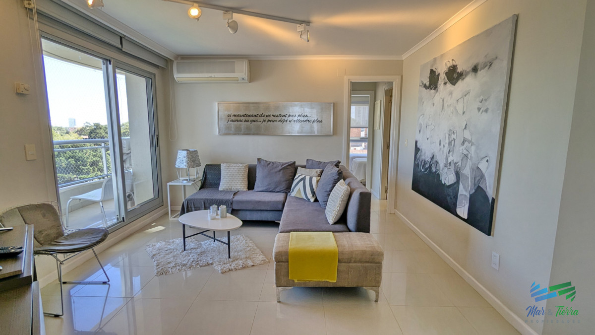 Apartamento ID.5704 - Alquiler apartamento 2 dormitorios en Ocea Drive Punta del Este