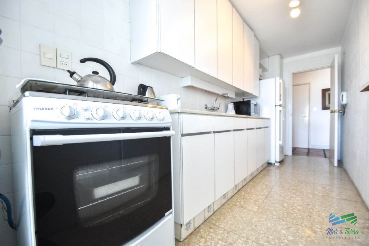 Apartamento ID.2457 - Apartamento de 3 dormitorios con vista al mar ,Punta del Este