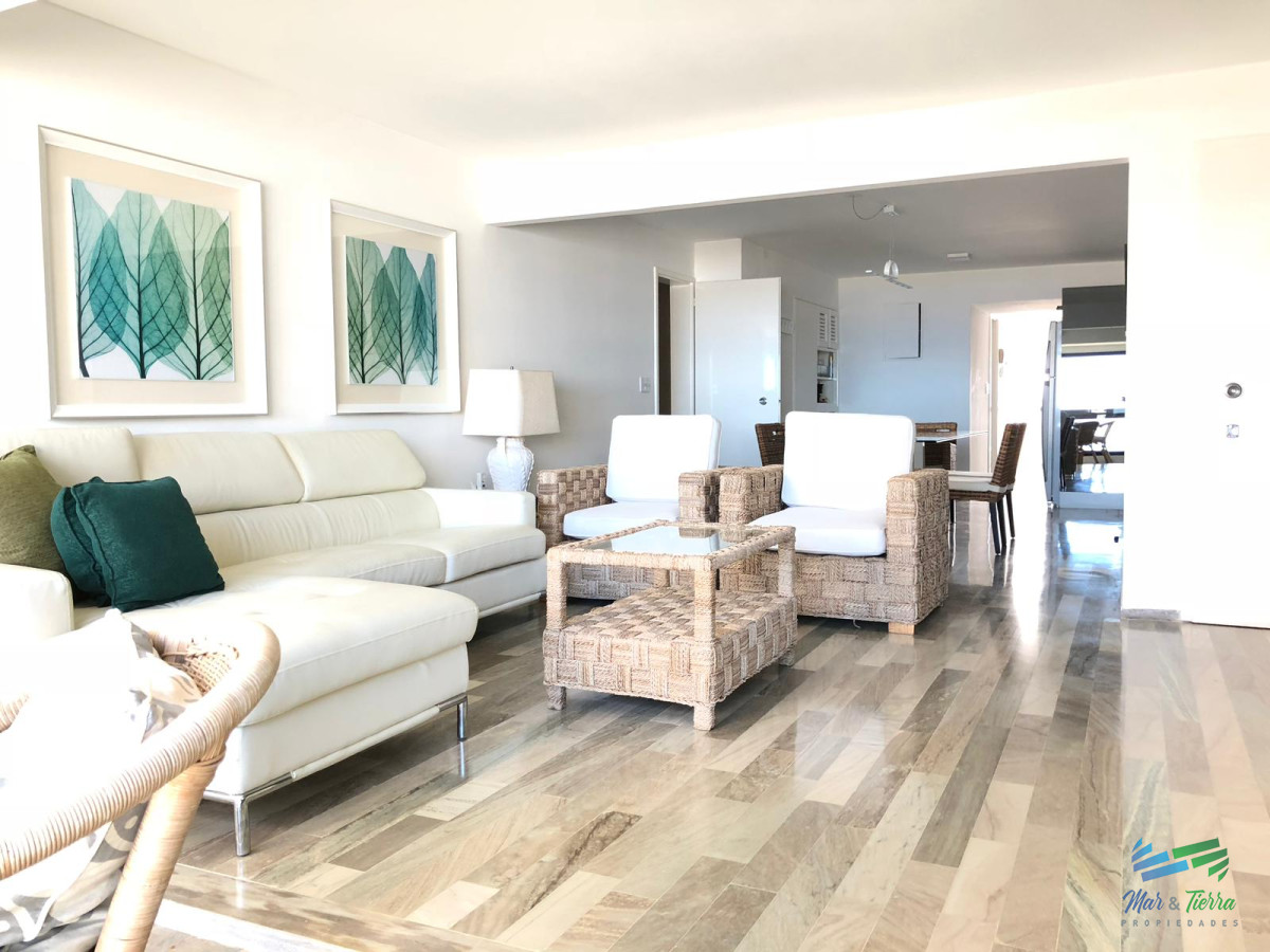 Apartamento ID.2283 - En venta.. gran oportunidad!!! piso intermedio con vista al mar.