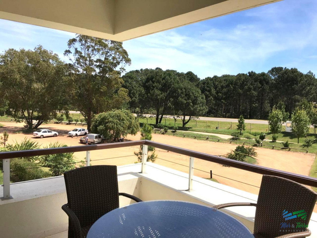Apartamento ID.4821 - Venta de Monoambiente en Complejo Green Park de Solanas 