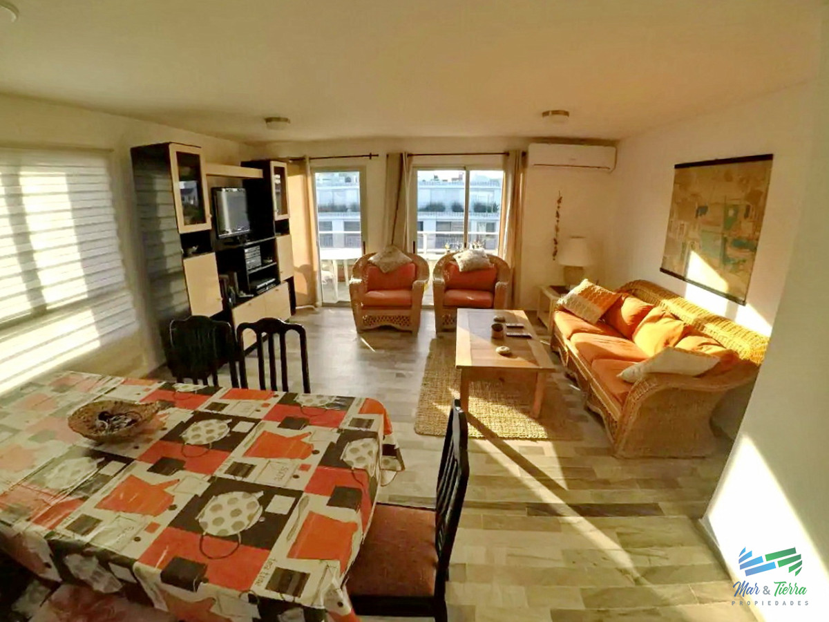 Apartamento ID.2742 - Vendo apartamento 3 dormitorios reciclado en Península, Punta del Este