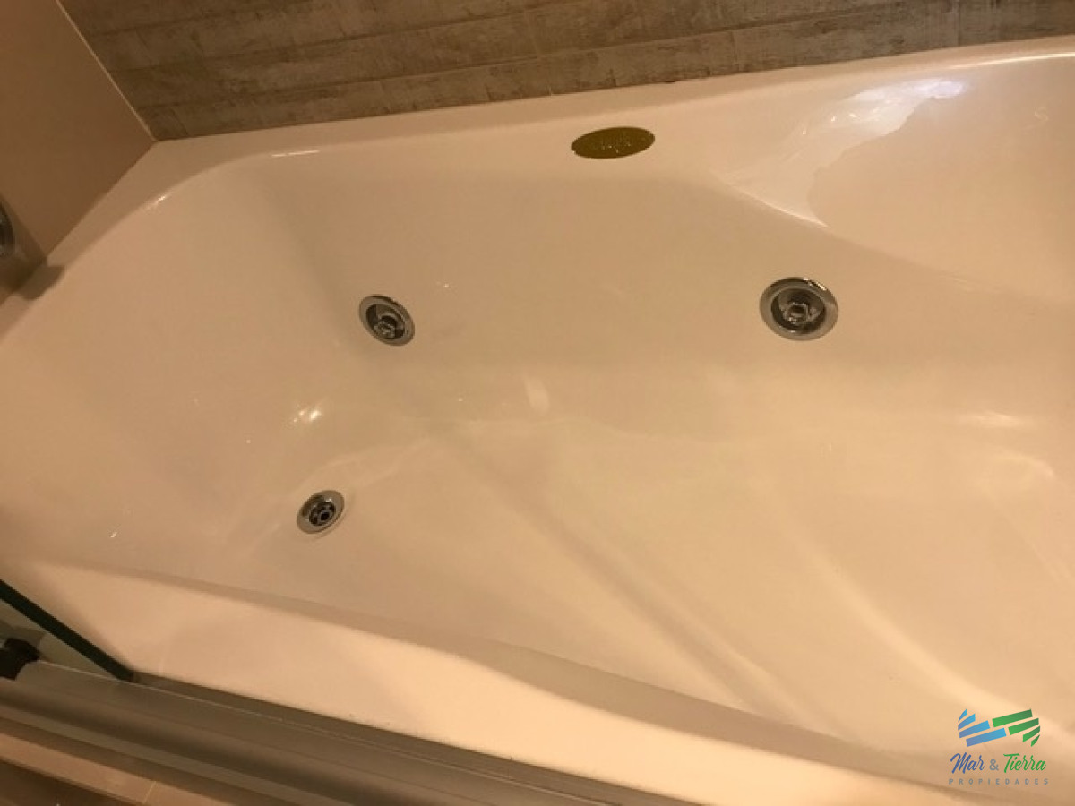Apartamento ID.2270 - En venta.. piso alto, torre con todos los servicios.