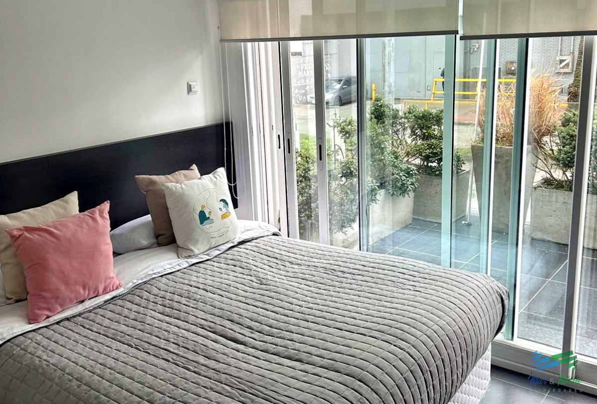 Apartamento ID.5009 - APARTAMENTO DISPONIBLE EN ALQUILER, AMPLIO, LUMINOSO, EN LA PENÍNSULA, PUNTA DEL ESTE.