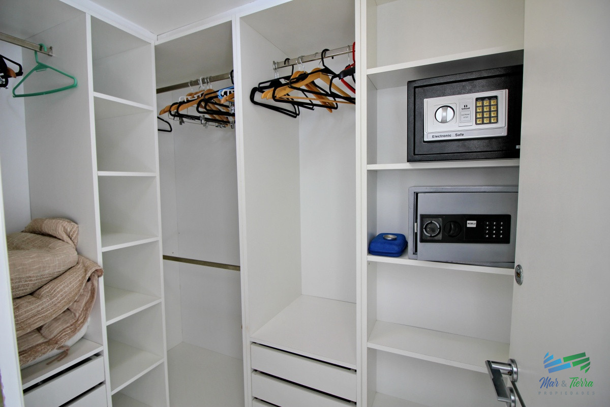 Apartamento ID.6 - En alquiler y venta... oportunidad.. torre de categoría.. a metros del mar!!!
