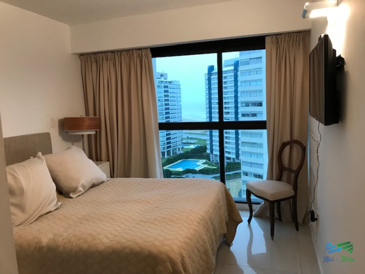 Apartamento ID.263 - ALQUILER DISPONIBLE TEMPORADA 2026, TRES DORMITORIOS FRENTE AL MAR!! 