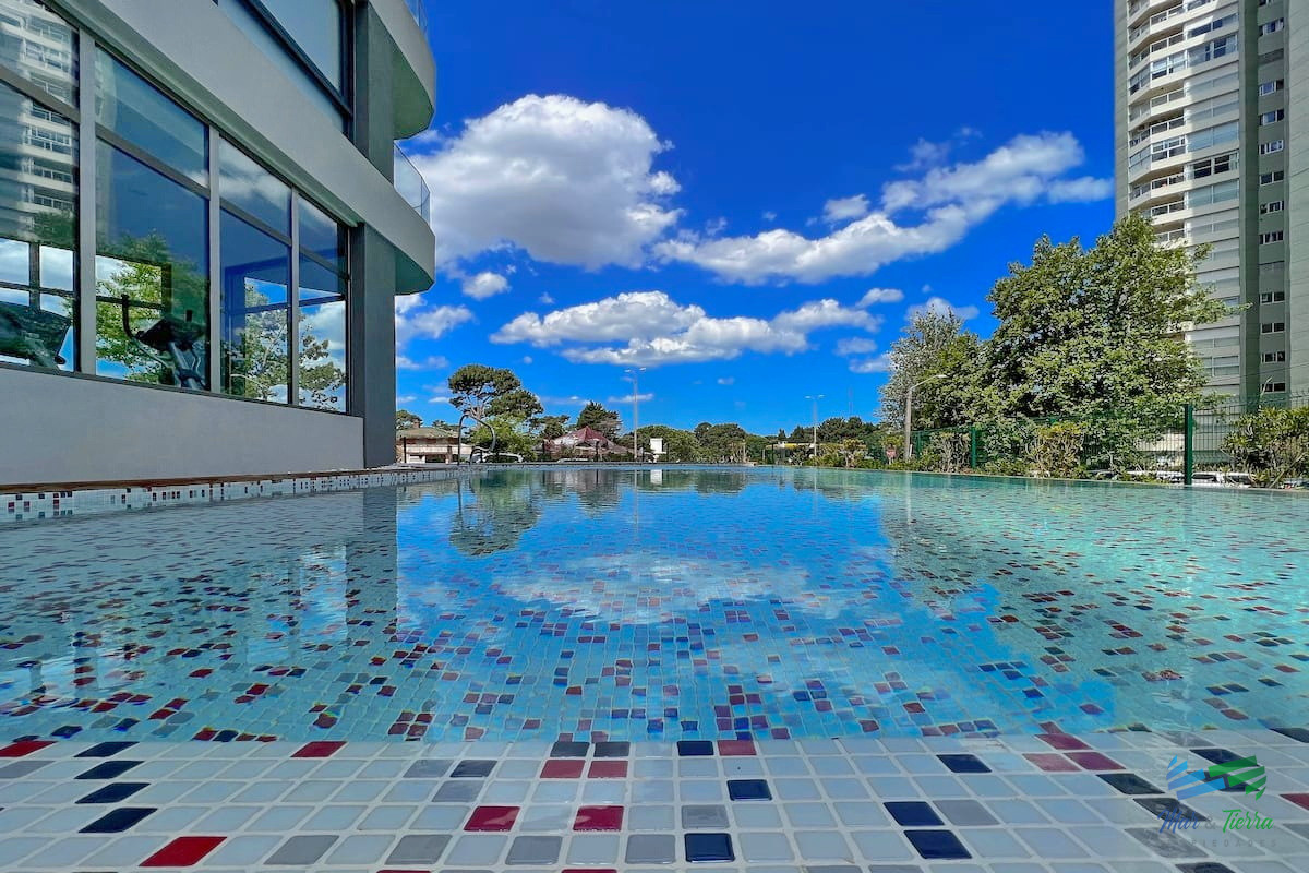 Apartamento ID.2607 - Alquiler anual apartamento 2 dormitorios con servicios en Roosevelt, Punta del Este