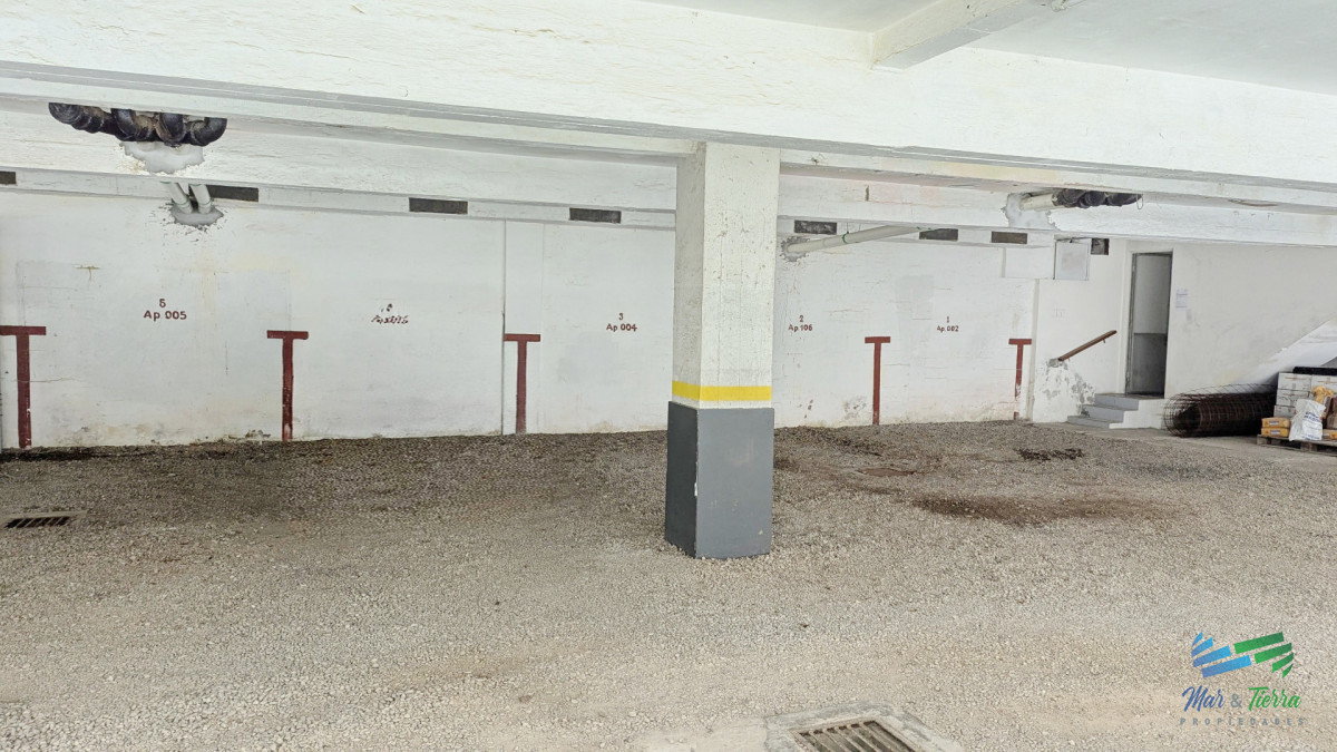 Apartamento ID.3929 - Venta apartamento un dormitorio con cochera en la península 