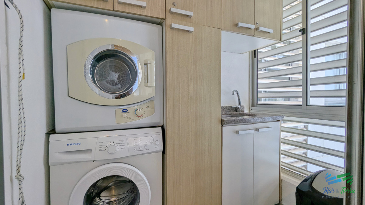 Apartamento ID.5704 - Alquiler apartamento 2 dormitorios en Ocea Drive Punta del Este