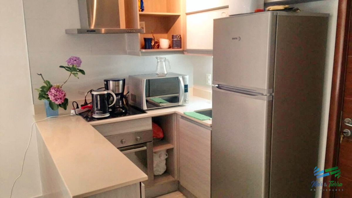 Apartamento ID.4911 - En venta apartamento 1 dormitorio con piscina en Peninsula, Punta del Este