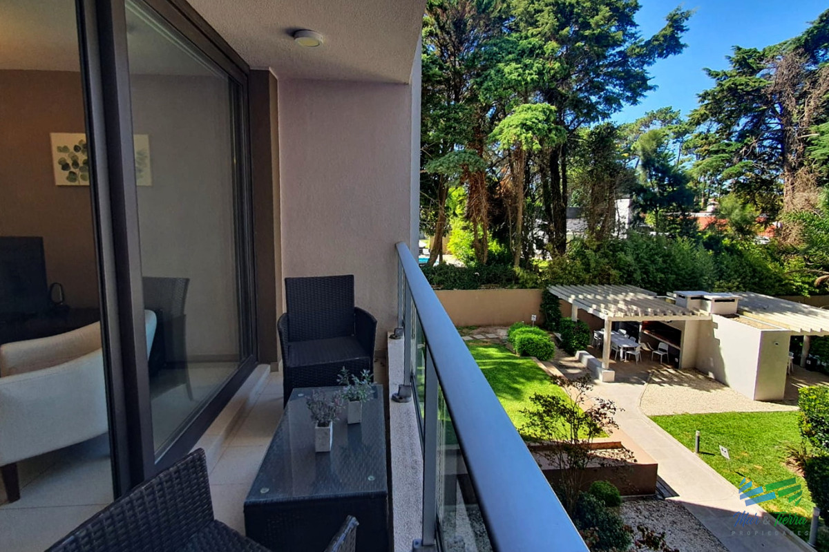 Apartamento ID.5083 - Venta de Apartamento 1 dormitorio sobre Roosevelt Punta del Este 