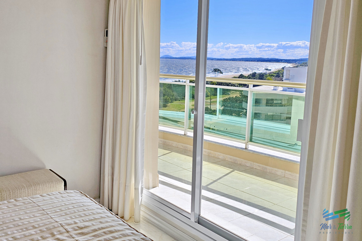 Apartamento ID.51 - Apartamento en Alquiler y Venta, playa mansa- Punta del Este 