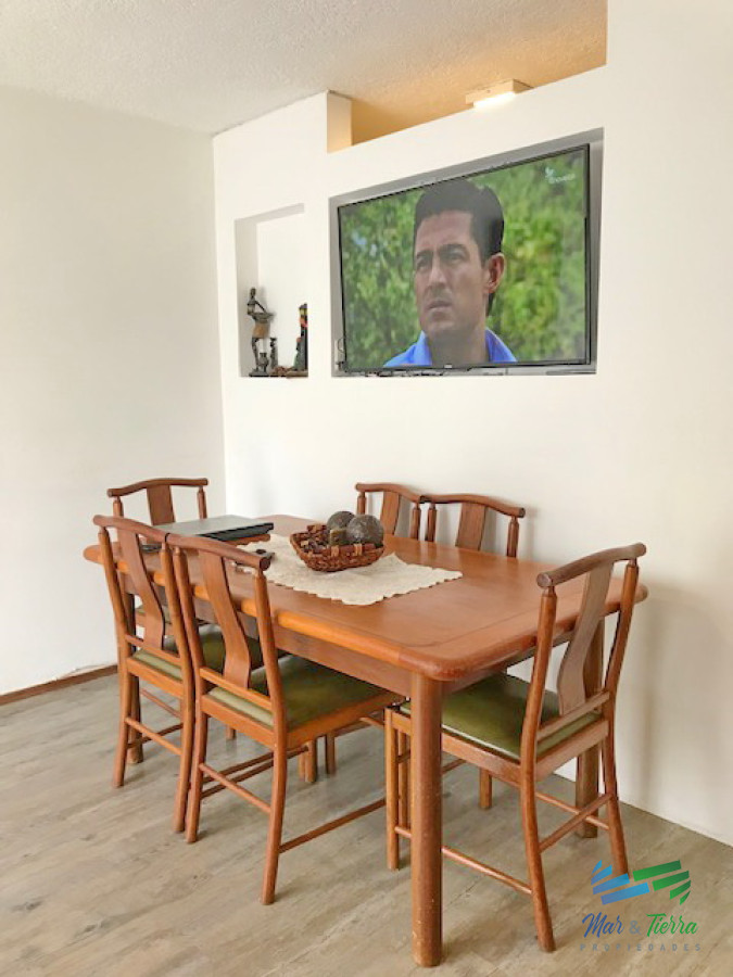 Apartamento ID.2276 - En alquiler apto con excelente ubicación.. a pocos metros del mar y de todos los servicios.