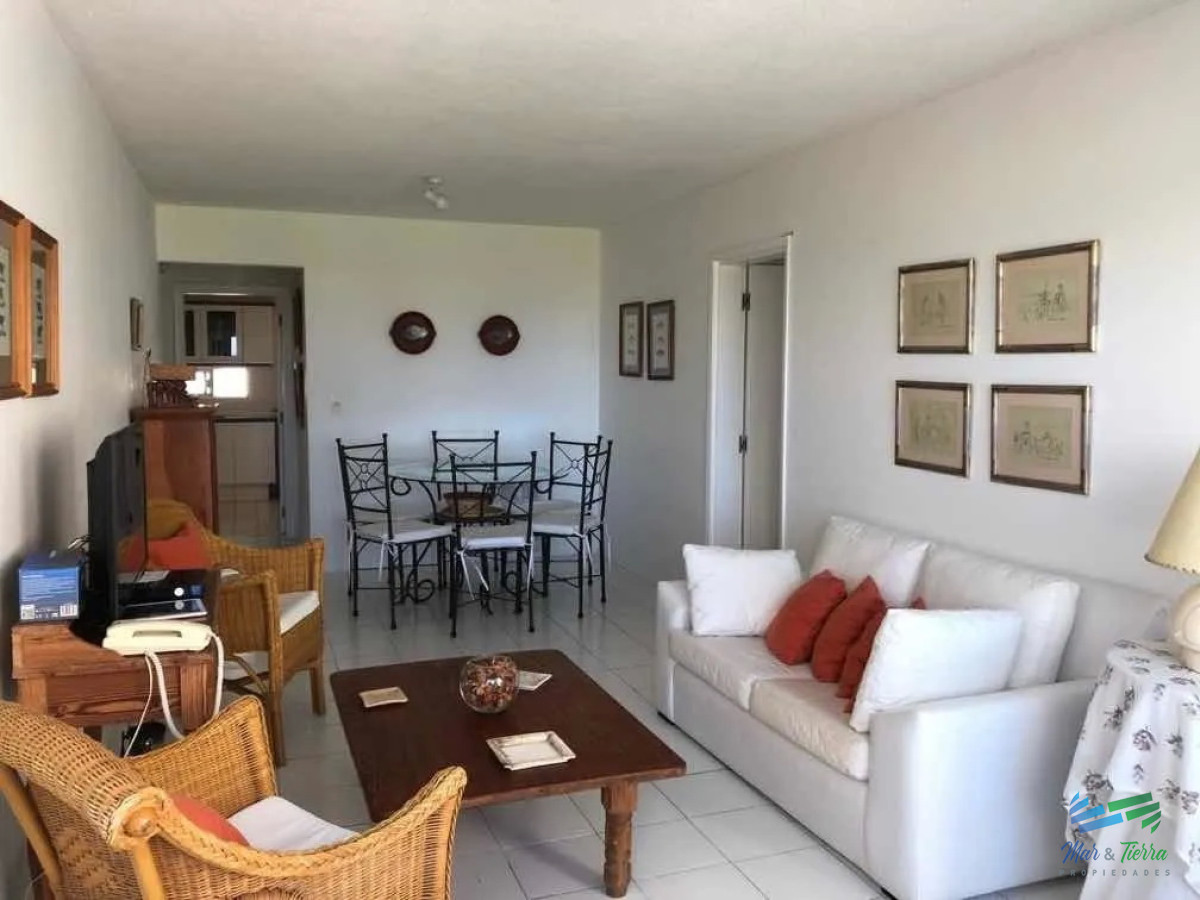 Apartamento ID.2910 - Vendo apartamento 3 dormitorios a metros de la brava, Punta del Este