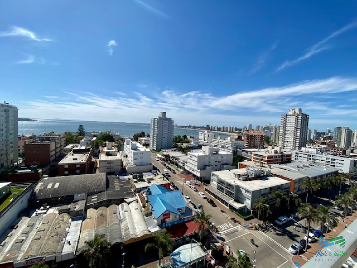 Apartamento ID.2677 - Apartamento en Punta del Este, Península, dos dormitorios, con gran vista