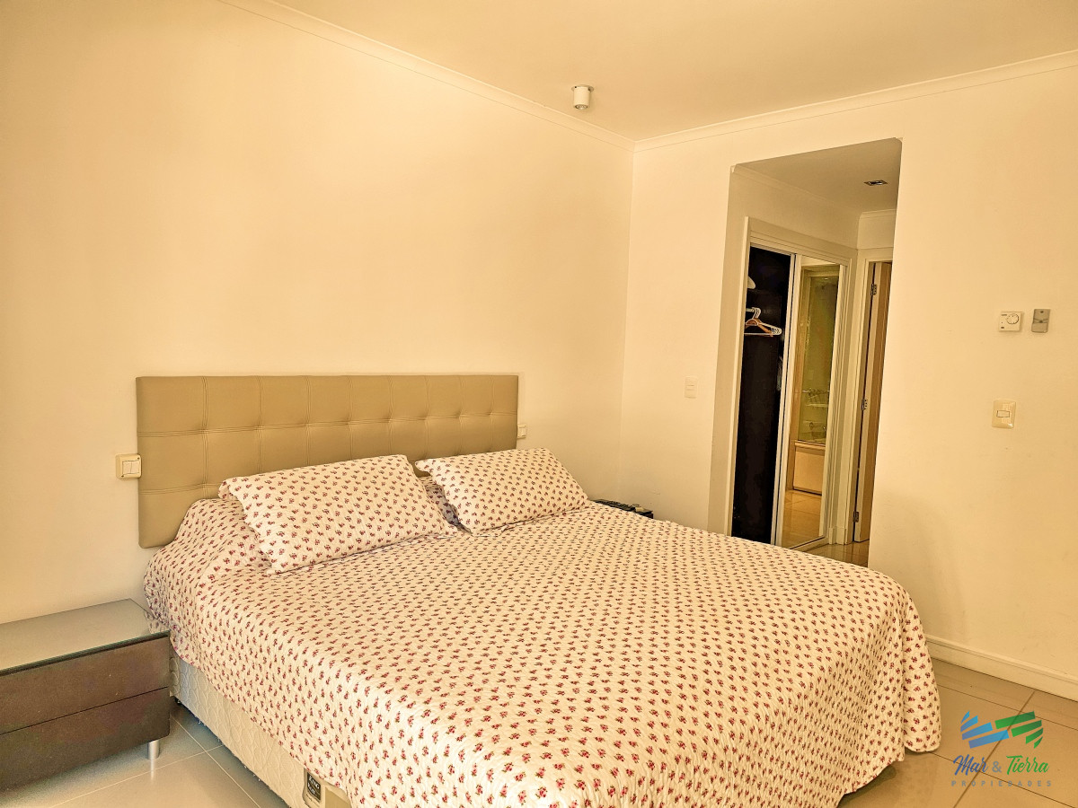 Apartamento ID.4470 - Venta de apartamento de 2 dormitorios en Green Park Solanas 