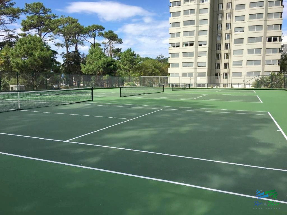 Apartamento ID.5520 - Venta de apartameto 1 dormitorio 1 baño en Cantegril zona Roosevelt Punta del Este 