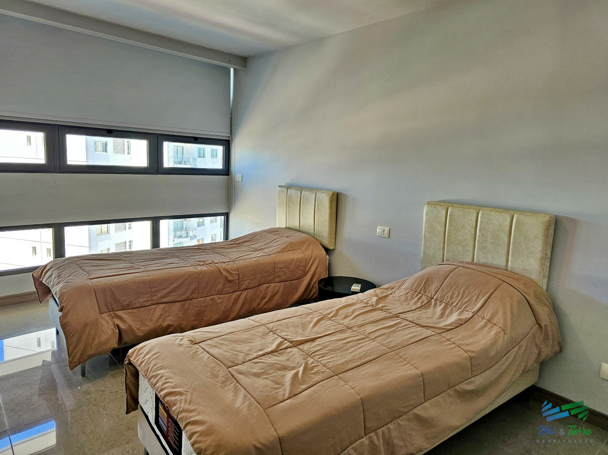 Apartamento ID.4952 - Venta de apartamento 2 dormitorios en Onix Punta del este playa Brava 