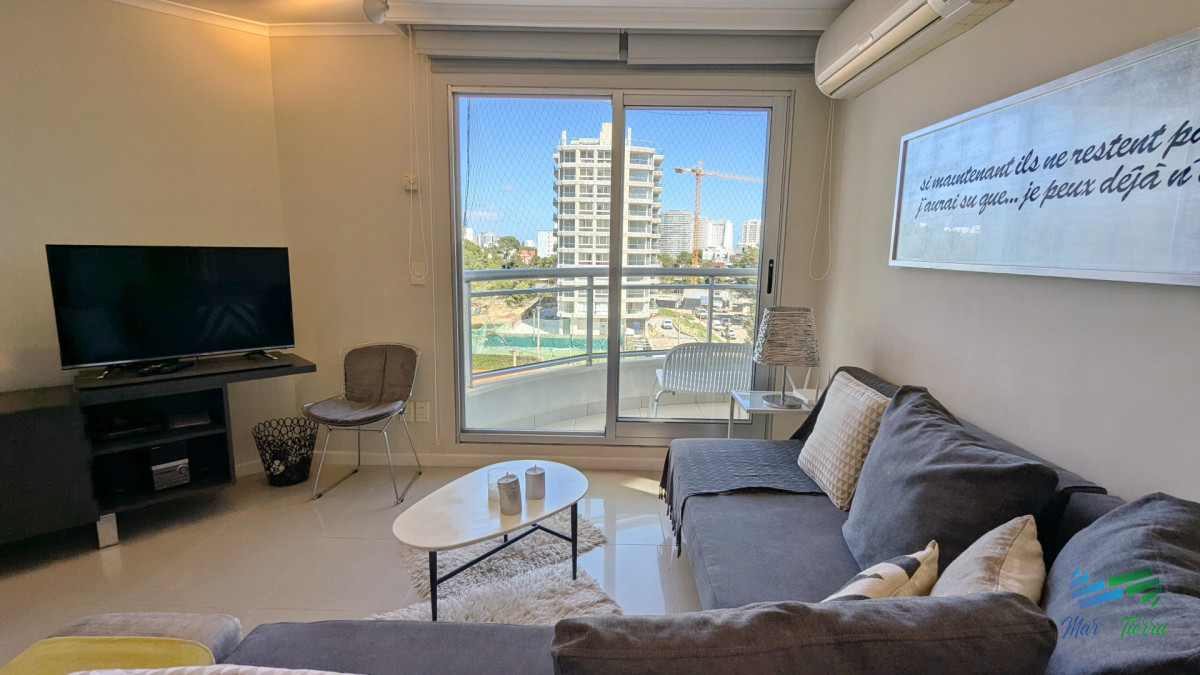 Apartamento ID.5704 - Alquiler apartamento 2 dormitorios en Ocea Drive Punta del Este