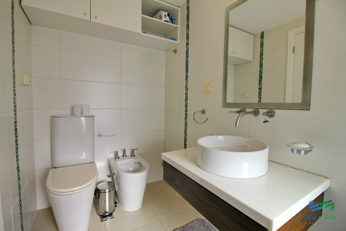 Apartamento ID.6 - En alquiler y venta... oportunidad.. torre de categoría.. a metros del mar!!!