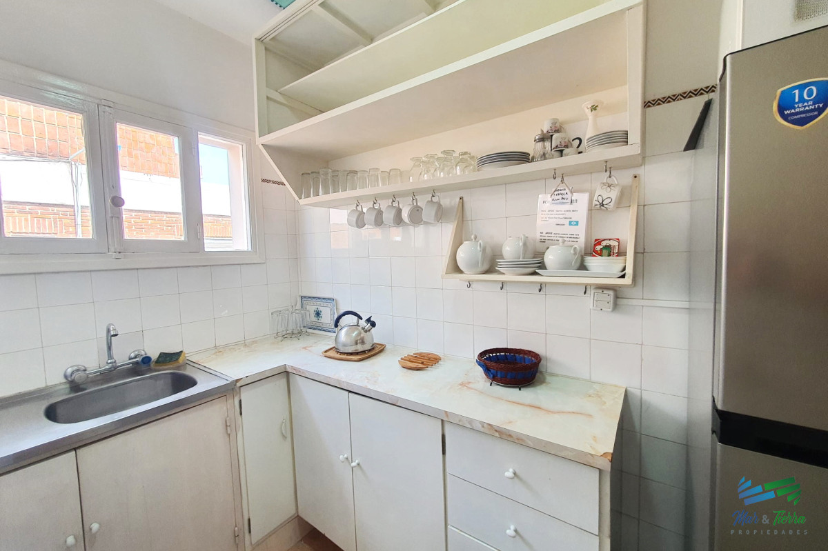 DEPARTAMENTO EN VENTA, 1 DORMITORIO, SOBRE CALLE 20, PENÍNSULA. BAJOS GASTOS COMUNES!! - GoPunta - Portal Inmobiliario de Punta del Este - Maldonado
