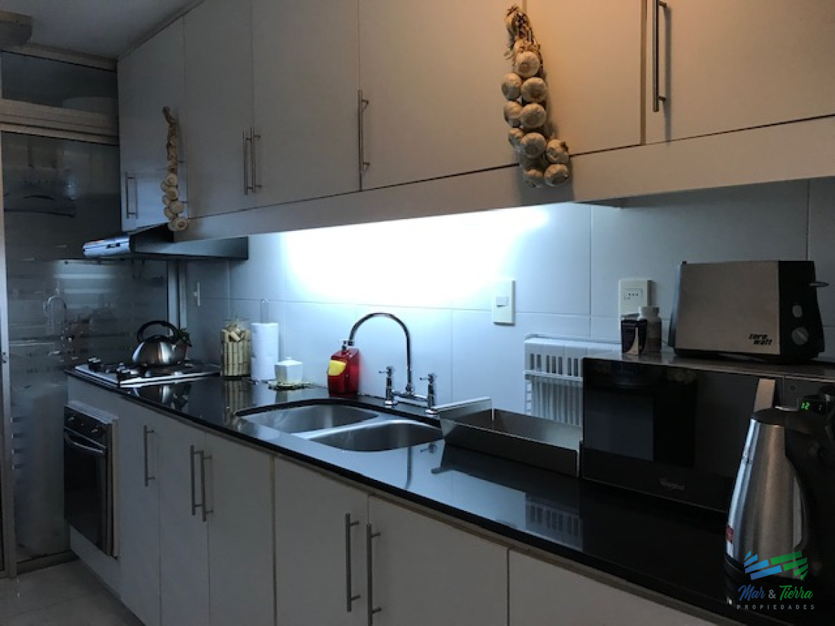 Apartamento ID.263 - ALQUILER DISPONIBLE TEMPORADA 2026, TRES DORMITORIOS FRENTE AL MAR!! 