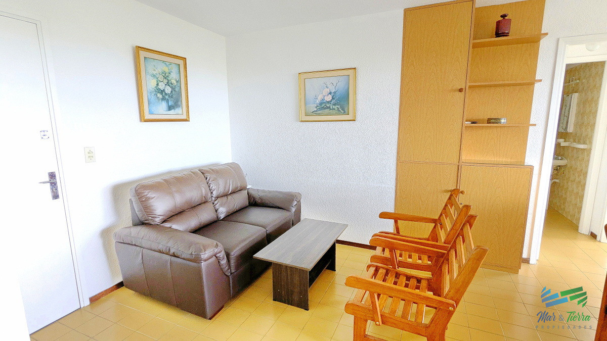 Apartamento ID.527 - Roosevelt: Apartamento en venta y alquiler. 