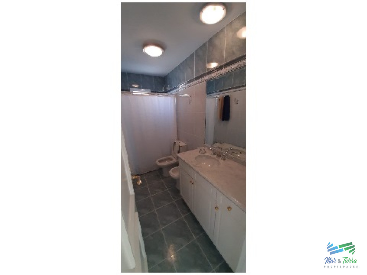 Apartamento ID.2857 - Apartamento de 3 dormitorios con vista al mar ,Punta del Este