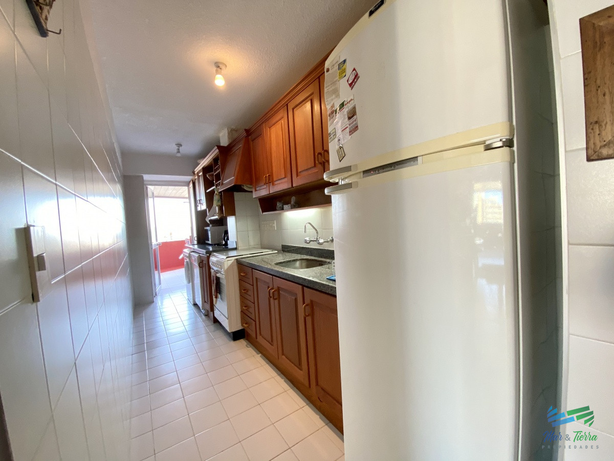 Apartamento ID.3279 - En venta , piso alto , con espectacular vista al mar!!!