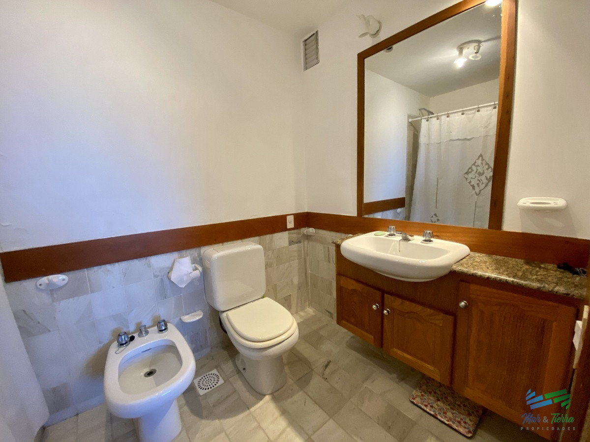 Apartamento ID.3279 - En venta , piso alto , con espectacular vista al mar!!!