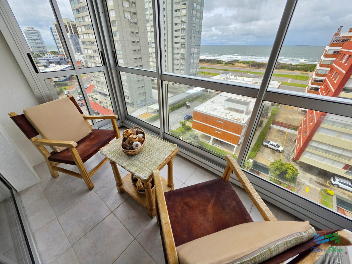 Apartamento ID.5891 - Venta apartamento 2 dormitorios 2 baños en parada 2 playa brava Punta del este 