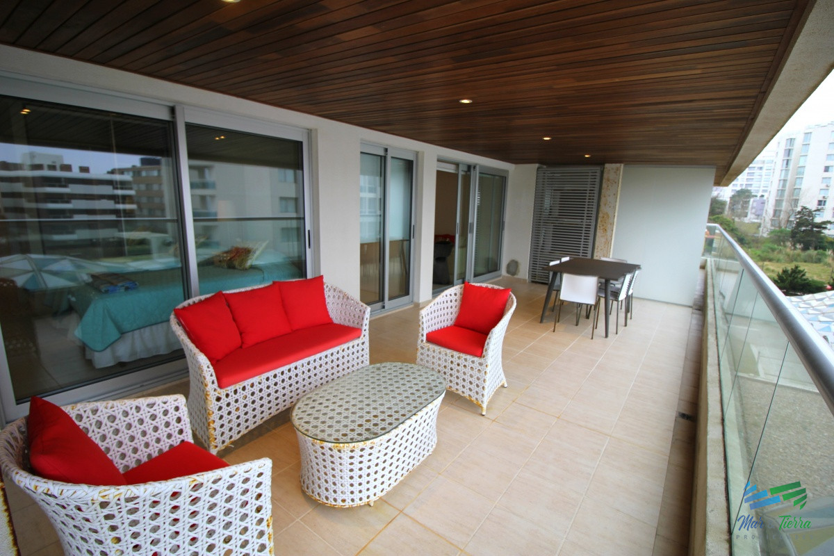 Brava - GoPunta - Portal Inmobiliario de Punta del Este - Maldonado