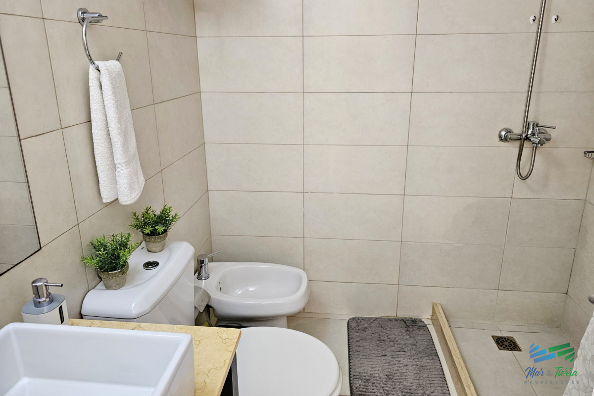 Apartamento ID.2709 - Alquilo apartamento INVERNAL EN PUNTA DEL ESTE , 1 dormitorio, Península. 